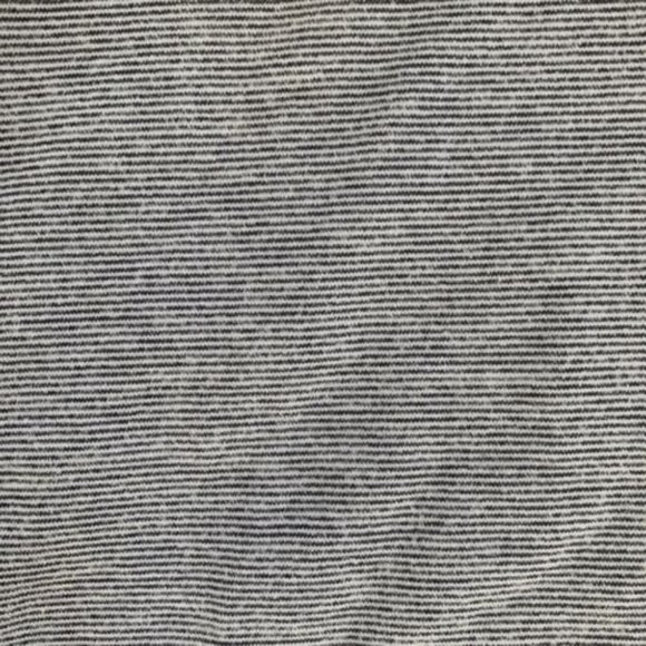 Lululemon T-strap Tank Top Gray/White Micro Stripe Size 8 Shelf Bra Racerback - Picture 4 of 8